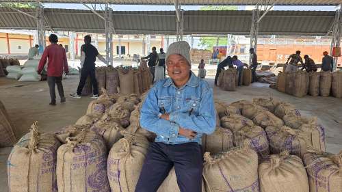 सुव्यवस्थित व्यवस्थाओं और त्वरित भुगतान से ‘धान खरीदी तिहार’ बना किसानों के लिए महापर्व