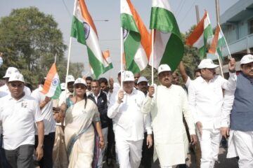 एकता, अखंडता और सामाजिक सौहार्द्र के संदेश के साथ शहर में उमड़ा देशभक्ति का जज्बा