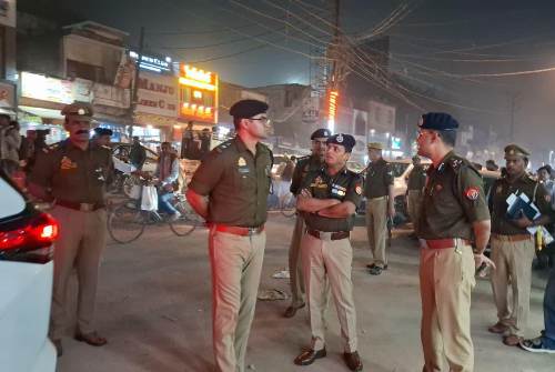 दवा कारोबारी हत्या काण्ड : घटनास्थल पर निरीक्षण करने पहुंचे डीआईजी