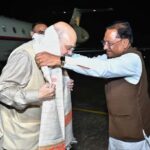 केंद्रीय गृह मंत्री अमित शाह का विमानतल पर मुख्यमंत्री विष्णु देव साय ने किया आत्मीय स्वागत