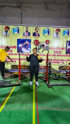 बीएसएल की महिला अधिकारी शिल्पा टोप्पो ने झारखंड पावर लिफ्टिंग चैम्पियनशिप में जीता स्वर्ण पदक