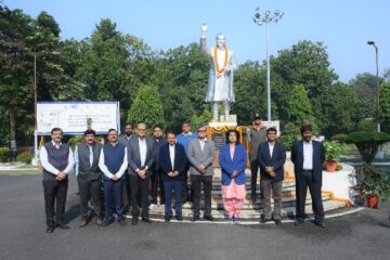 बीएसएल में नेहरू जयंती पर देश के प्रथम प्रधानमंत्री को अर्पित की गई भावपूर्ण श्रद्धा सुमन