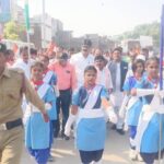 सरदार वल्लभ भाई पटेल की 150वीं जयंती के उपलक्ष्य में सकलडीहा इंटर कॉलेज से निकाली गयी एकता पद यात्रा