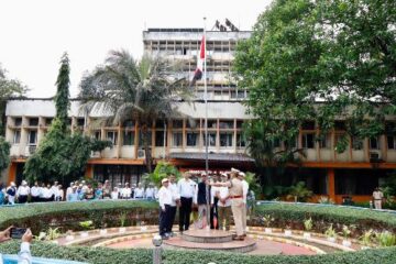 कोल इंडिया के 51वें स्थापना दिवस पर बीसीसीएल में प्रभात-फेरी, ध्वजारोहण सहित विभिन्न गतिविधियों का आयोजन