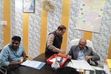 आयकर विभाग ने दो बड़ी फर्मों पर कसा कड़ा शिकंजा, बड़े खुलासे के संकेत