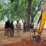 मझगाई रेंज में अवैध कब्जों पर चला बुलडोज़र, 20 बीघा वन भूमि कब्जामुक्त