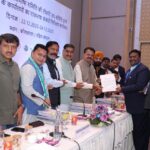 संसदीय राजभाषा समिति का निरीक्षण 