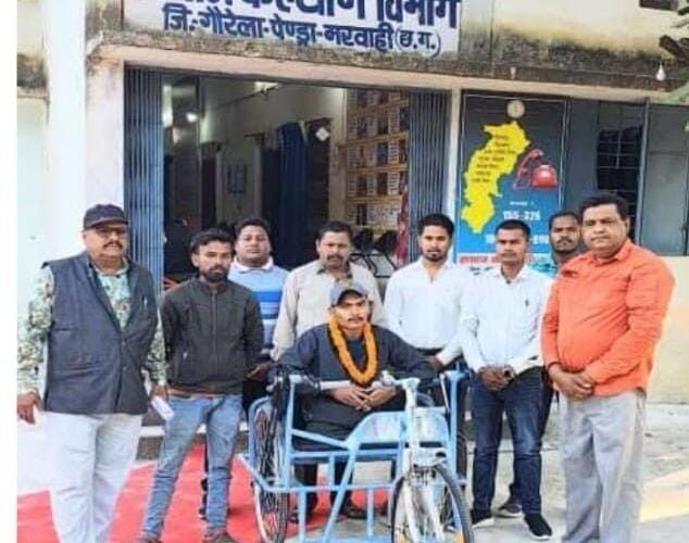 ट्रायसायकल ने बदली गणेश की जिंदगी,दिव्यांगता नहीं बन सकी उनके सपनों की राह में बाधा