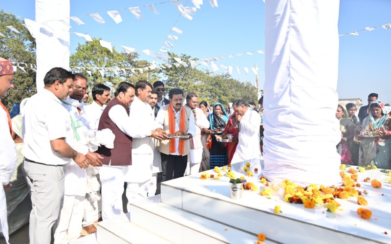 संत गुरू घासीदास बाबा के संदेश से समाज को मिली एकता और मानवता की प्रेरणा–उप मुख्यमंत्री विजय शर्मा