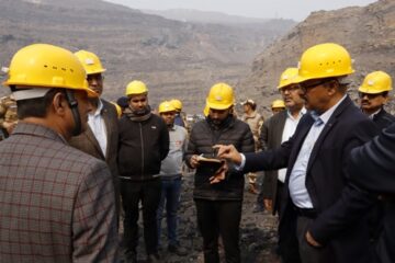 सीएमडी बीसीसीएल ने कुसुंडा क्षेत्र की ऐना कोलियरी का किया निरीक्षण