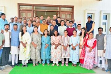 शिशु मंदिर के मेधावी युवाओं ने भरी प्रशासनिक सेवा की उड़ान, शिक्षा मंत्री गजेंद्र यादव ने दिया आशीर्वाद