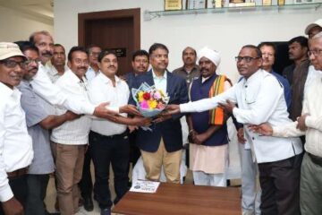 वन मंत्री से लघु वनोपज संघ के प्रतिनिधिमंडल ने की सौजन्य भेंट