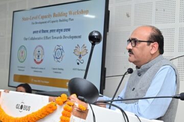 विभाग की जरूरत के अनुसार अधिकारी कर्मचारियों का प्रशिक्षण कोर्स तय किया जाए – मुख्य सचिव