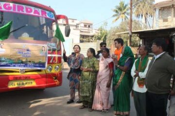 मुख्यमंत्री तीर्थ यात्रा योजना के तहत मोहला – मानपुर-अंबागढ़ चौकी के 100 तीर्थयात्री हरिद्वार,ऋषिकेश के लिए रवाना