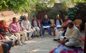 आदर्श ब्राह्मण मंच ने संगठन के संरक्षक मुन्ना चौबे के पिता के निधन पर अर्पित की श्रद्धांजलि 