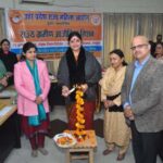 उ.प्र. राज्य महिला आयोग में राज्य ग्रामीण आजीविका मिशन की योजनाओं पर कार्यशाला आयोजित