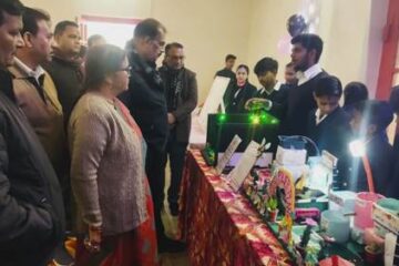 जय ज्योति इंटर कॉलेज में विज्ञान प्रदर्शनी का आयोजन, छात्रों की रचनात्मक प्रतिभा ने मोहा मन