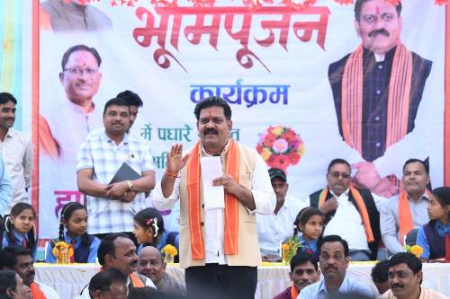 मुख्यमंत्री विष्णुदेव साय के नेतृत्व में ग्रामीण बुनियादी ढांचे को मिल रही मजबूती – उपमुख्यमंत्री विजय शर्मा