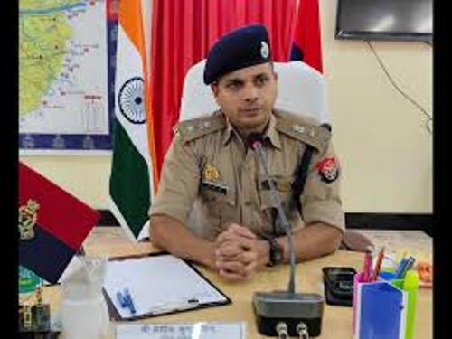 ड्यूटी में लापरवाही पर बड़ी कार्रवाई, चार थाना प्रभारी लाइनहाजिर