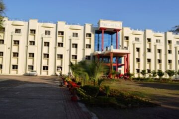 नक्सल प्रभावित क्षेत्रों में विज्ञान एवं वाणिज्य विषय के अध्ययन-अध्यापन के लिए विष्णु देव सरकार की विशेष पहल