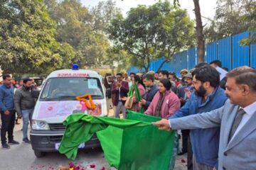नमो शक्ति रथ का शुभारंभ:वाराणसी में महिलाओं के स्तन कैंसर की समय पर पहचान की ऐतिहासिक पहल