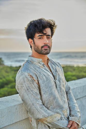 रायपुर साहित्य उत्सव में सत्यजीत दुबे : जहाँ से कहानियाँ उठती हैं, वहीं से सिनेमा को रास्ता मिलता है