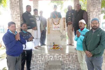 अस्मिता नाट्य संस्थान ने नाट्य गुरु मूलचंद विश्वकर्मा को दी श्रध्दाजंलि 