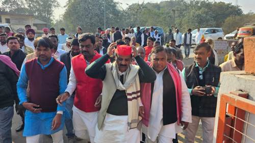 सपा प्रदेश अध्यक्ष श्यामलाल पाल का डाला में प्रथम आगमन पर जोरदार स्वागत