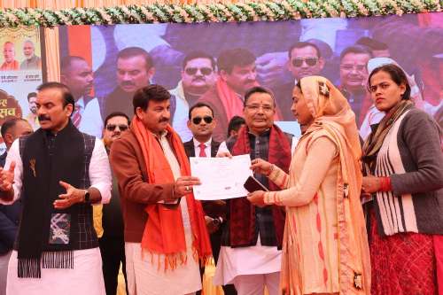 काशी अयोध्या के बाद मथुरा-वृंदावन में भी आध्यात्मिक विकास की नई गाथा – पर्यटन एवं संस्कृति मंत्री, जयवीर सिंह