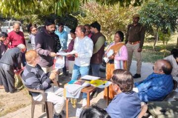 मतदाता सूची का सार्वजनिक वाचन, बीएलओ ने घर-घर किया जागरूकता कार्य