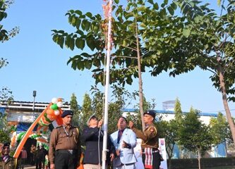 खुर्जा परियोजना में हर्षोल्लास के साथ मनाया गया 77 वां गणतंत्र दिवस समारोह