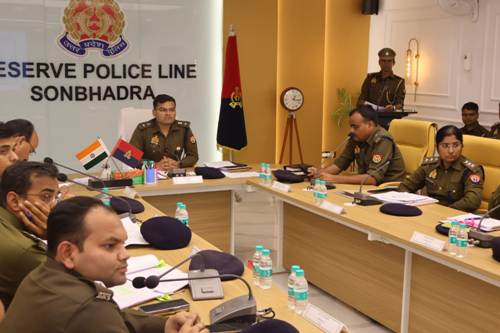 रिजर्व पुलिस लाइन चुर्क में सैनिक सम्मेलन व क्राइम मीटिंग, अपराध नियंत्रण को लेकर सख्त निर्देश