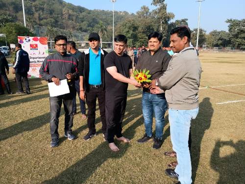 अन्तर्विभागीय स्पोर्ट्स मीट के अंतर्गत टग ऑफ वॉर प्रतियोगिता का आयोजन