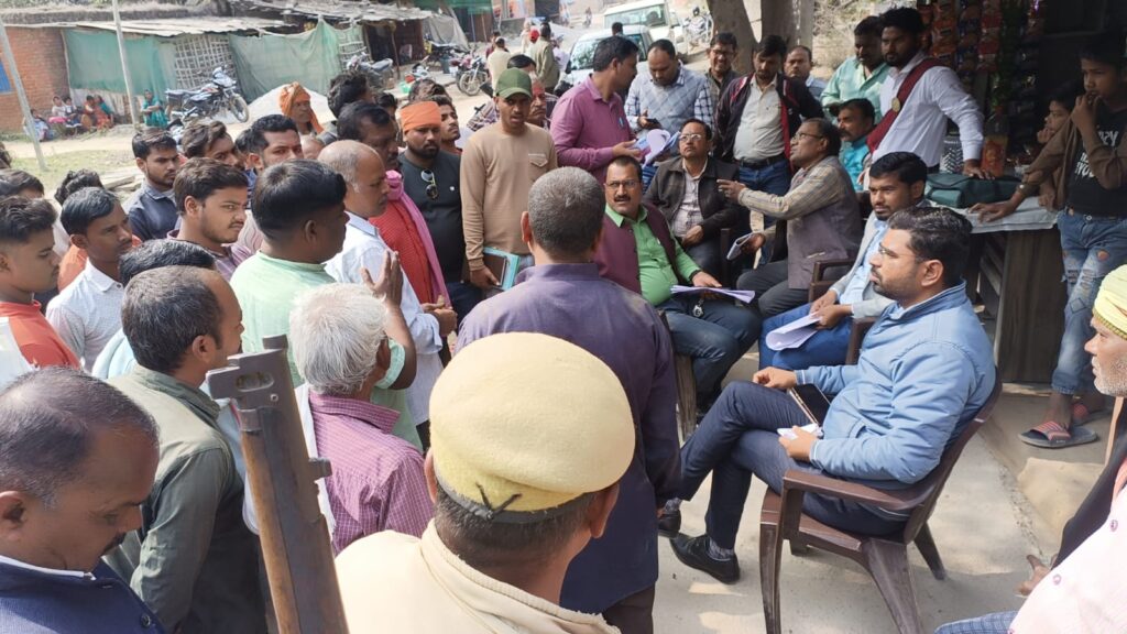 उच्च न्यायालय के आदेश पर मलीन बस्ती में सर्वे, मकानों को किया जा रहा चिन्हित