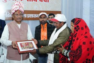 सुदूर अंचलों के श्रद्धालुओं को मिला अयोध्या धाम का सौभाग्य,मुख्यमंत्री ने कहा – यही जनसेवा की प्रेरणा