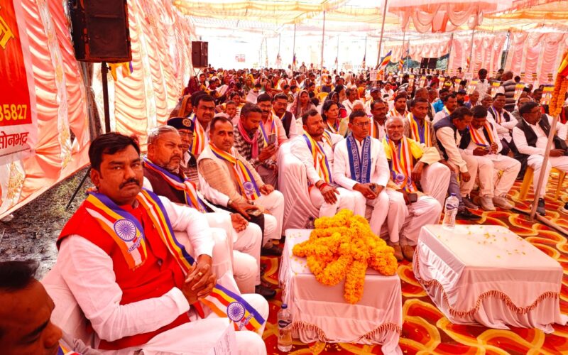 बुद्ध महोत्सव: भगवान बुद्ध और सम्राट अशोक के आदर्शों पर चलने का लिया गया संकल्प