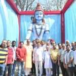 18 फीट ऊंचे शिव प्रतिमा का उद्योग मंत्री लखन लाल देवांगन ने पूजन अर्चना कर किया अनावरण