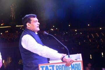 मंत्री ए के शर्मा ने तमसा नदी तट स्थित मऊ महादेव मंदिर के नवनिर्मित भव्य घाटों का लोकार्पण किया