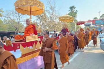 ‘बुद्ध धातु शोभा यात्रा’ महापरिनिर्वाण मंदिर से रामाभार स्तूप पहुंचकर हुई समाप्त, 20-24 फरवरी तक भव्य आयोजन