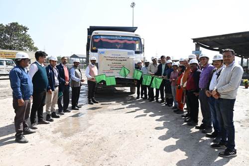 एनटीपीसी विंध्याचल ने डीलरशिप मोड में ऐश ब्रिक्स की पहली खेप को किया रवाना