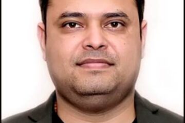 चंदौली का वैश्विक गौरव : मुगलसराय के डॉ. अभिमन्यु पांडेय को ऑक्सफोर्ड और ब्रिटिश संसद का बुलावा