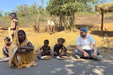 ट्रिपल एस परिवार ने गांव-गांव जाकर जरूरतमंदों को कराया भोजन