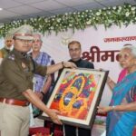 राज्यपाल आनंदीबेन पटेल का दौरा : लाभार्थियों को सामग्री वितरण और योजनाओं की समीक्षा