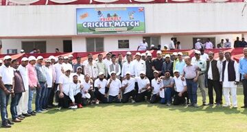 मीडिया एकादश के साथ मुकाबले में हिण्डाल्को एकादश ने जीता मैत्री क्रिकेट मैच