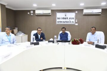 सीआईएल निदेशक मानव संसाधन विनय रंजन ने किया वेकोलि का दौरा