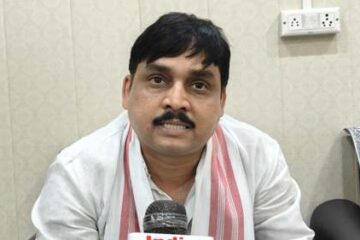 राज्य पिछड़ा वर्ग आयोग सदस्य ने की जनसुनवाई :  कल्याणकारी योजनाओं पर अधिकारियों को आवश्यक निर्देश दिए