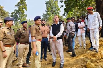 किरवानी जंगल हादसा : डीएम व एसपी ने किया निरीक्षण