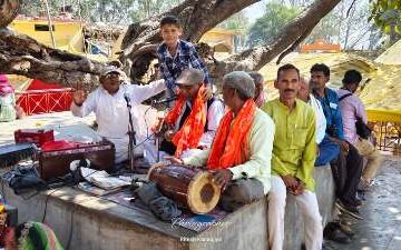 मनुष्य को मोक्ष के मार्ग पर ले जाती है शिवभक्ति…..