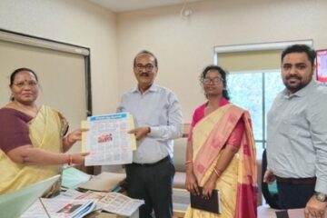 झारखंड के सूचना एवं जनसंपर्क विभाग की टीम ने छत्तीसगढ़ संवाद द्वारा प्रकाशित ‘रोजगार और नियोजन’ की ली जानकारी