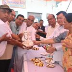 उद्योग मंत्री लखन लाल देवांगन ने श्री चंदपुरिहा कंसोधन वैश्य गुप्ता समाज को सामुदायिक भवन की दी सौगात